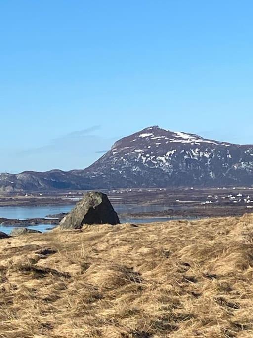 Ett Roms Leilighet Vestvagoy Gravdal  Eksteriør billede